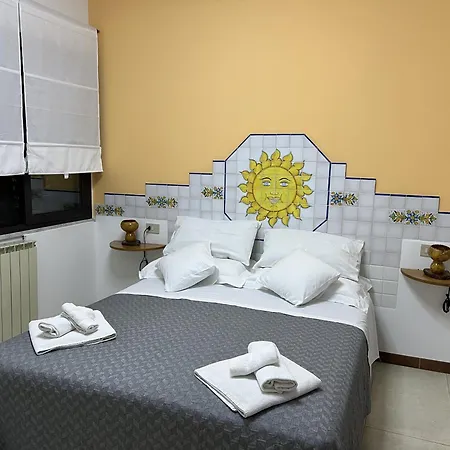 Tirreno- Finestra Sul Mare Bed & Breakfast *